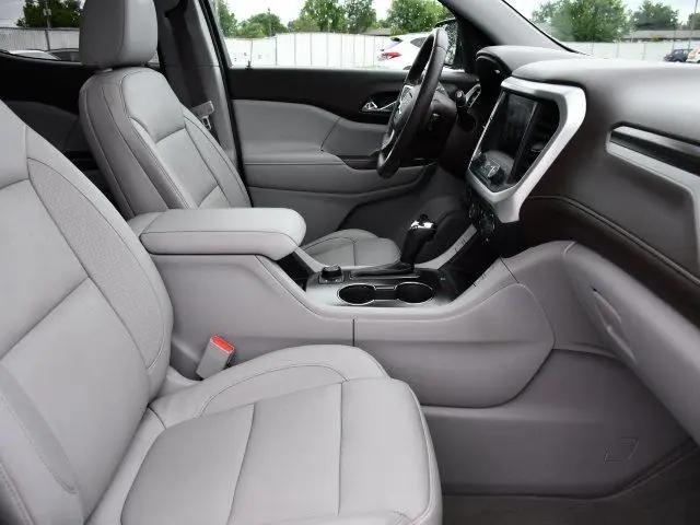 2017 GMC Acadia SLT-2