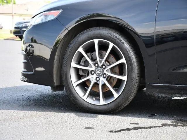 2017 Acura TLX w/Technology Package