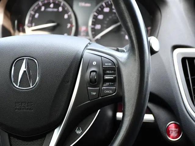 2017 Acura TLX w/Technology Package