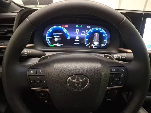 2023 Toyota Crown Platinum