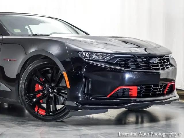 2021 Chevrolet Camaro RWD Convertible LT1