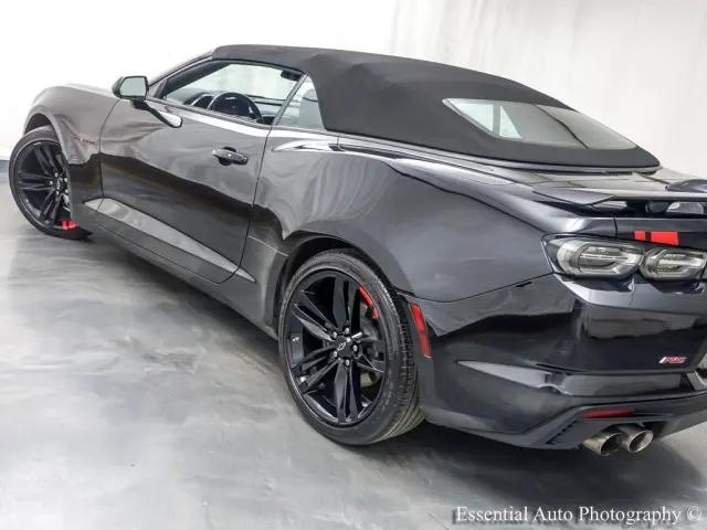 2021 Chevrolet Camaro RWD Convertible LT1