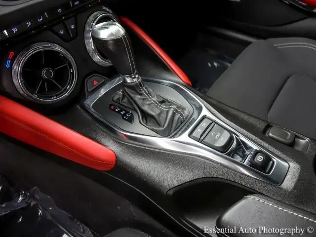 2021 Chevrolet Camaro RWD Convertible LT1