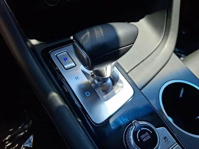 2025 Genesis G70 2.5T RWD