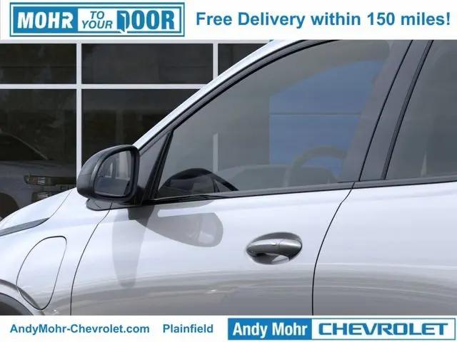 2027 Chevrolet Bolt LT FWD