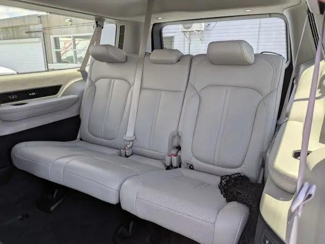 2023 Jeep Grand Wagoneer L 4x4