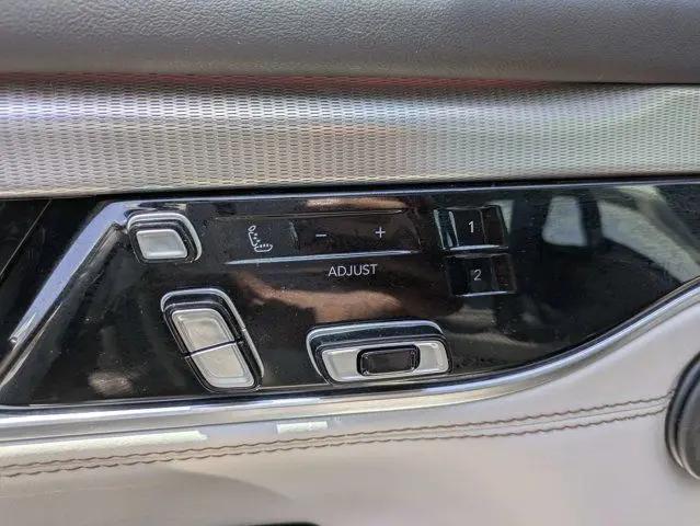 2023 Jeep Grand Wagoneer L 4x4