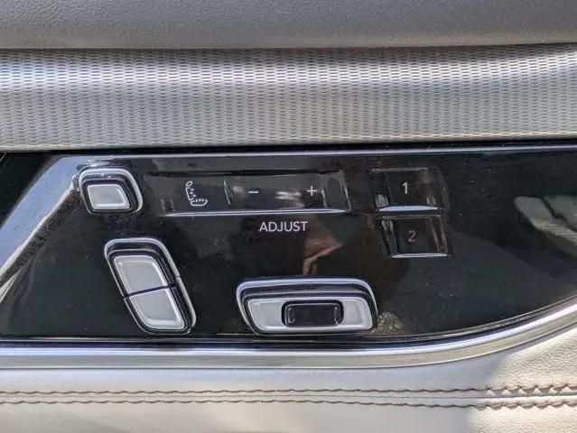 2023 Jeep Grand Wagoneer L 4x4