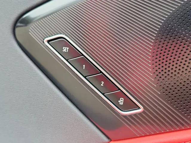 2025 Chevrolet Corvette Z06 RWD Convertible 2LZ