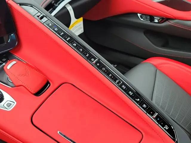 2025 Chevrolet Corvette Z06 RWD Convertible 2LZ