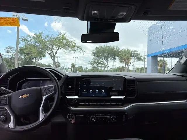 2025 Chevrolet Silverado 3500HD 4WD Crew Cab Long Bed LT
