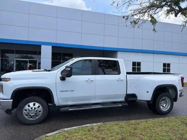 2025 Chevrolet Silverado 3500HD 4WD Crew Cab Long Bed LT