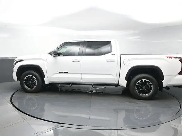 2026 Toyota Tundra SR5 CrewMax 5.5' Bed