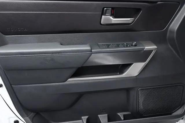 2026 Toyota Tundra SR5 CrewMax 5.5' Bed