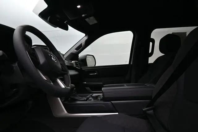 2026 Toyota Tundra SR5 CrewMax 5.5' Bed
