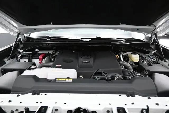 2026 Toyota Tundra SR5 CrewMax 5.5' Bed