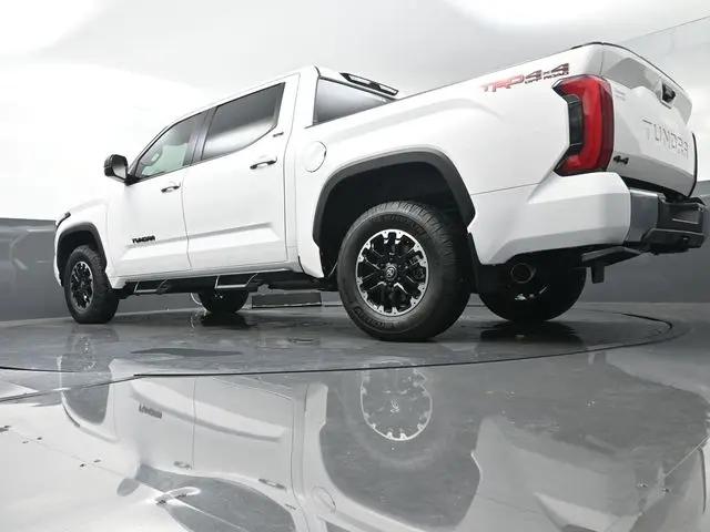 2026 Toyota Tundra SR5 CrewMax 5.5' Bed