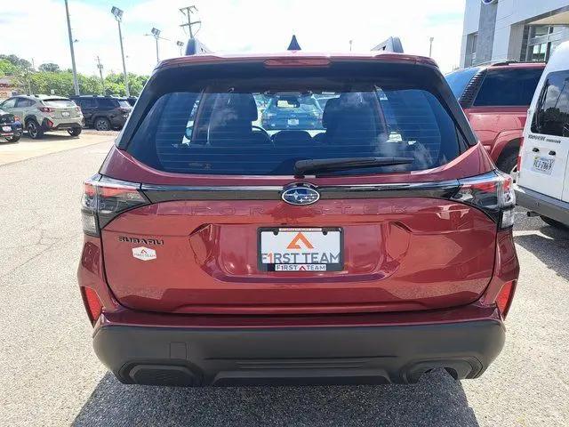 2025 Subaru Forester Base