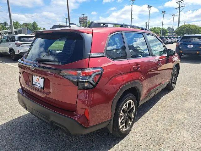 2025 Subaru Forester Base