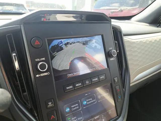2025 Subaru Forester Base