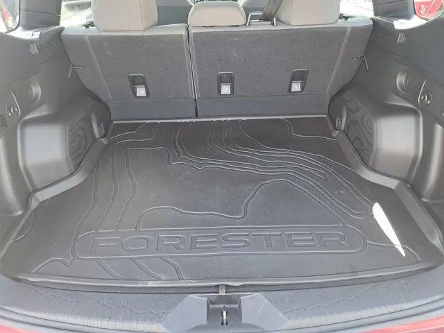 2025 Subaru Forester Base