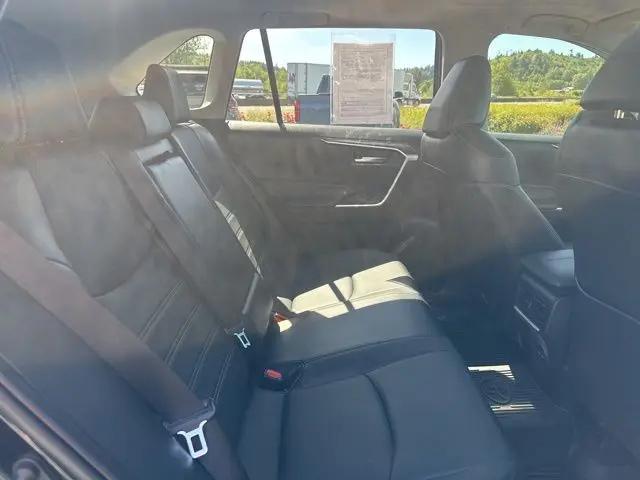 2023 Toyota RAV4 Hybrid XLE Premium
