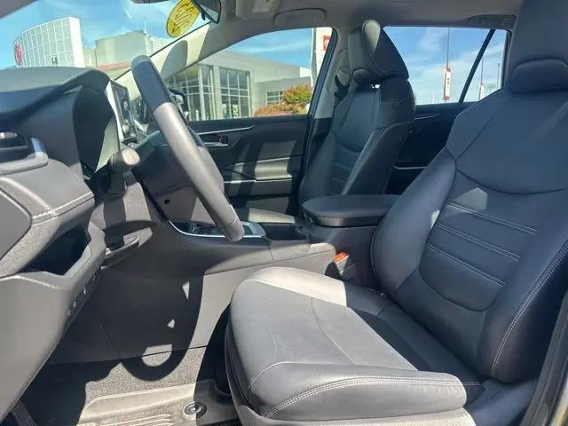 2023 Toyota RAV4 Hybrid XLE Premium
