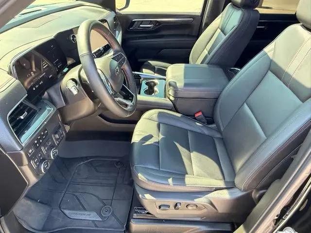 2025 Chevrolet Tahoe 4WD RST