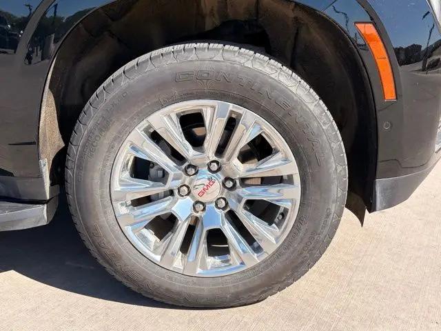 2025 GMC Yukon XL 4WD Denali
