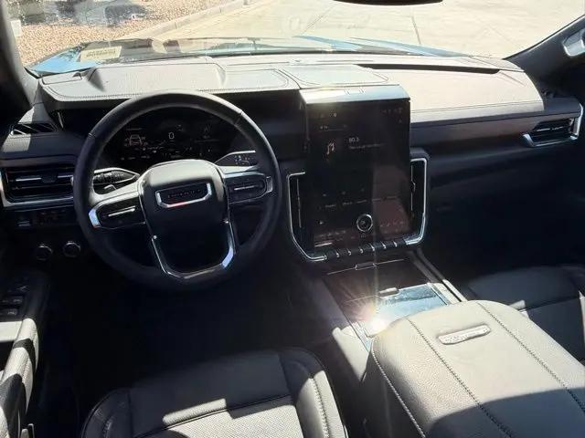 2025 GMC Yukon XL 4WD Denali