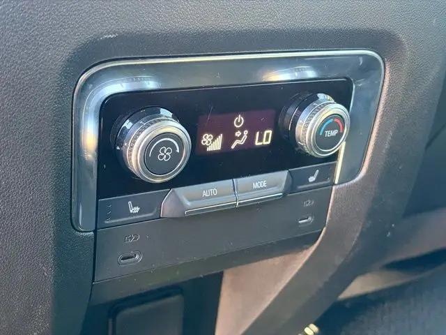 2025 GMC Yukon XL 4WD Denali