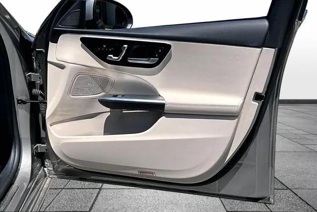 2023 Mercedes-Benz C-CLASS C 300 4MATIC Sedan