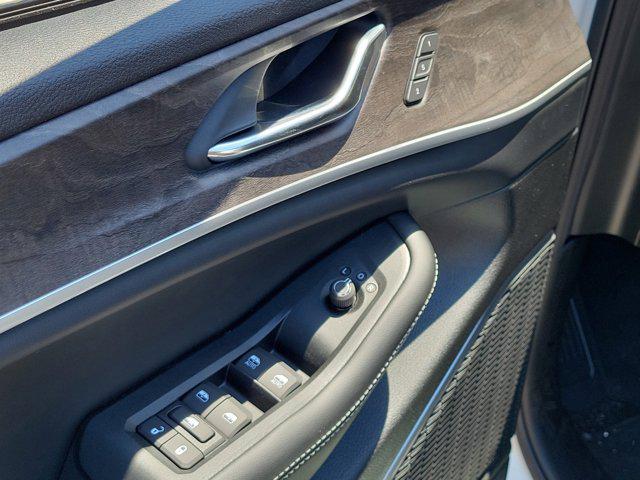 2026 Jeep Grand Cherokee Limited 4x2