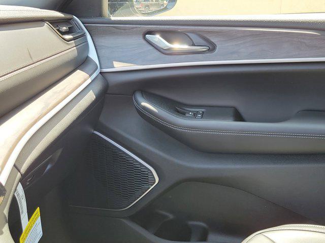 2026 Jeep Grand Cherokee Limited 4x2