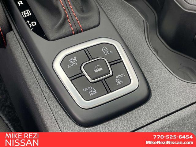 2026 Nissan Frontier Crew Cab PRO-4X 4x4