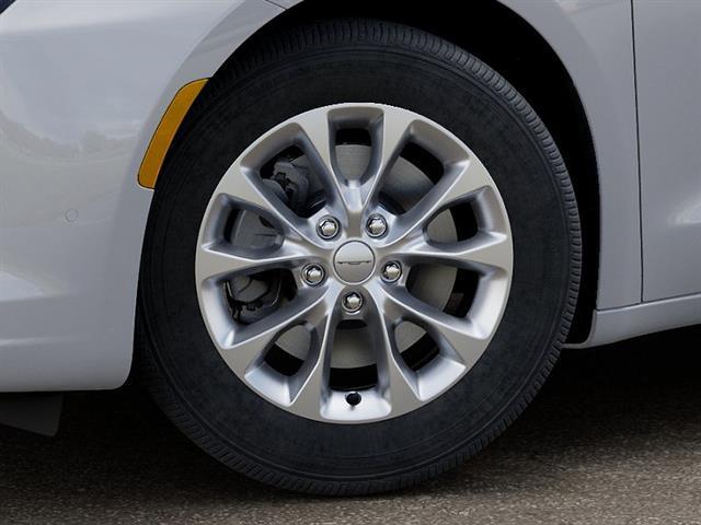 New 2027 Chrysler Pacifica Select For Sale in East Hanover, NJ