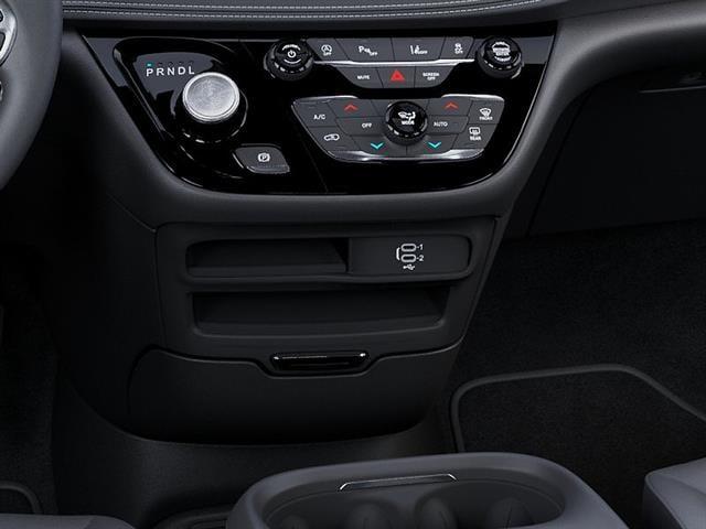 New 2027 Chrysler Pacifica Select For Sale in East Hanover, NJ
