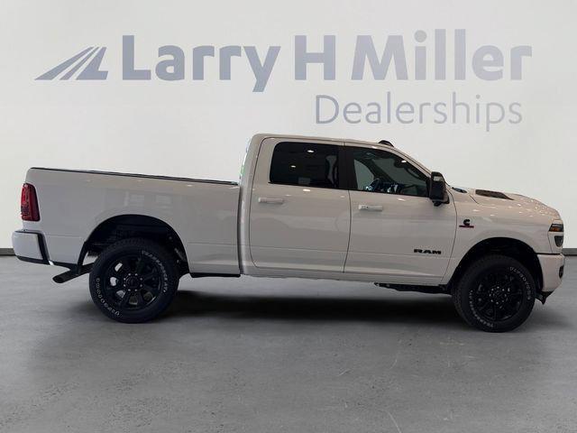 2026 Ram 3500 Laramie Crew Cab 4x4 64 Box