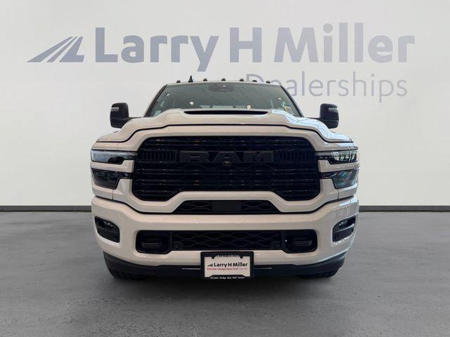 2026 Ram 3500 Laramie Crew Cab 4x4 64 Box