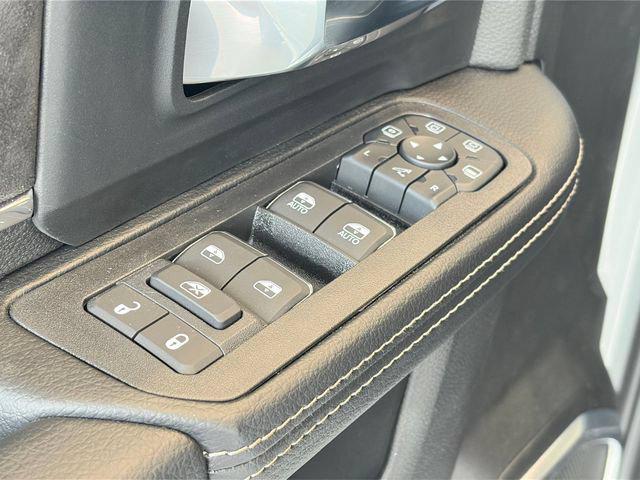 2026 Ram 3500 Laramie Crew Cab 4x4 64 Box