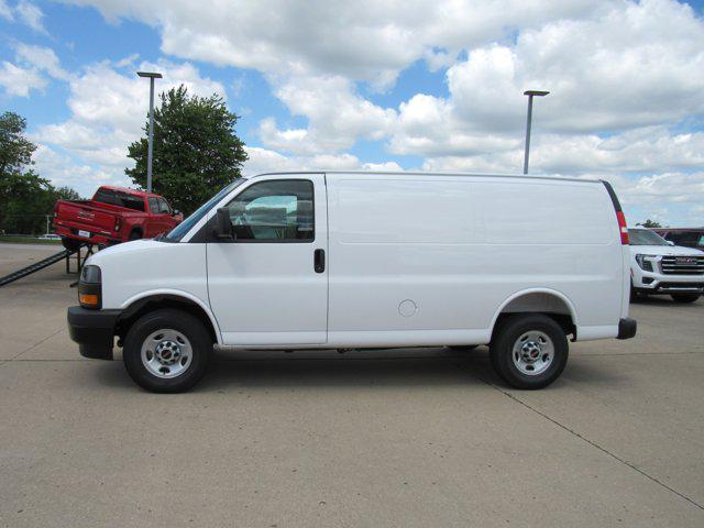 2026 GMC Savana Cargo 2500 Regular Wheelbase, Work Van, RWD