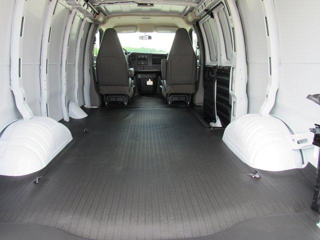 2026 GMC Savana Cargo 2500 Regular Wheelbase, Work Van, RWD