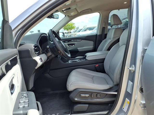 2023 Honda Pilot AWD EX-L 8 Passenger