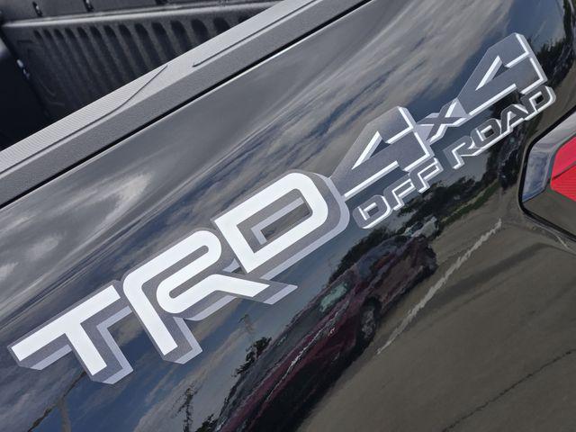 2026 Toyota Tundra SR5 CrewMax 5.5' Bed