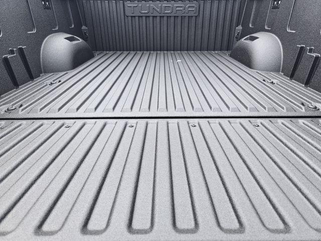2026 Toyota Tundra SR5 CrewMax 5.5' Bed