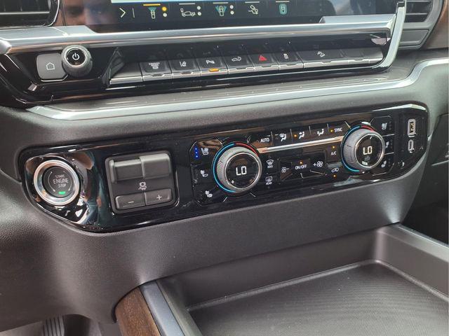 2026 Chevrolet Silverado 3500HD Crew Cab, Standard Bed, High Country, 4WD