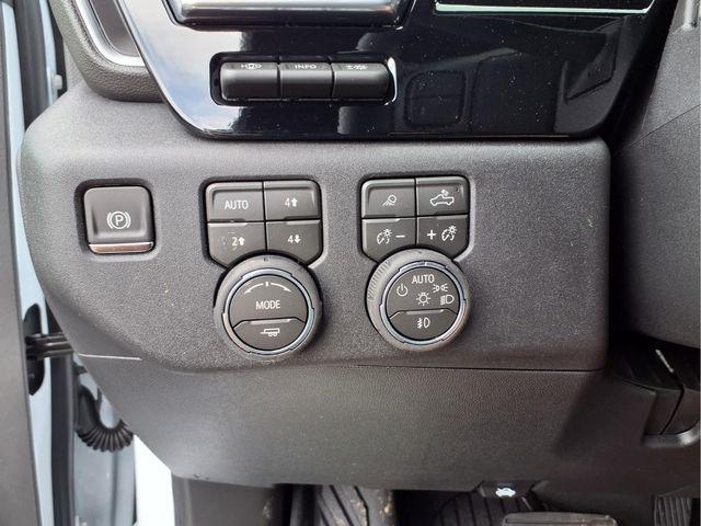 2026 Chevrolet Silverado 3500HD Crew Cab, Standard Bed, High Country, 4WD