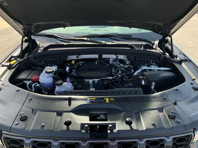 2026 Jeep Grand Cherokee L Altitude 4x4
