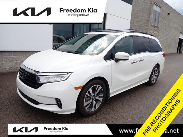 2022 Honda Odyssey Touring's photo
