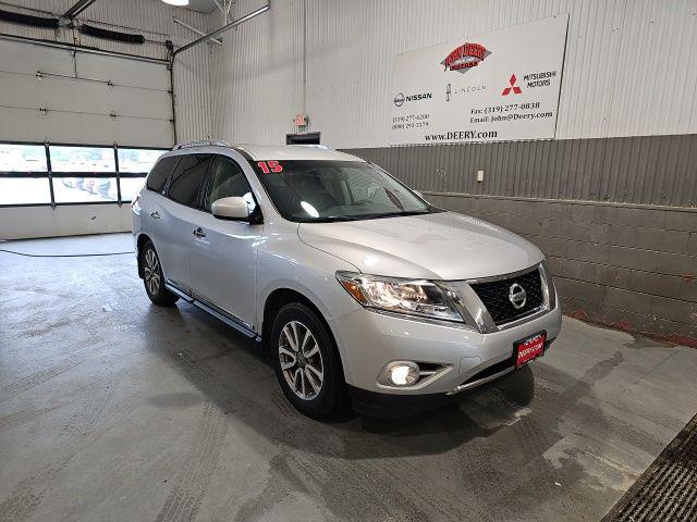 2015 Nissan Pathfinder SL for sale in Cedar Falls, IA